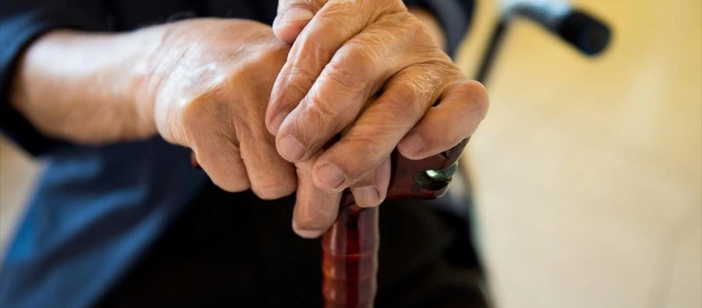 Πώς η απάθεια μπορεί να αποτελέσει στάδιο της άνοιας; - Τι έδειξε νέα έρευνα